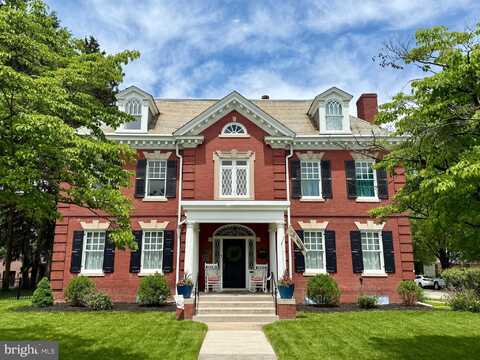 49 E SPRINGETTSBURY AVENUE, YORK, PA 17403