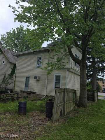 804 WEST AVENUE, ELYRIA, OH 44035