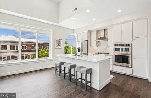 625 SLATERS LANE, ALEXANDRIA, VA 22314