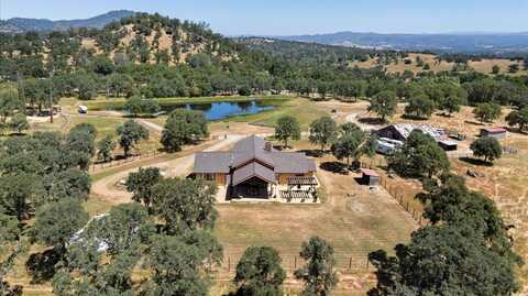9267 7R Bar Road, Angels Camp, CA 95222