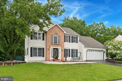 504 RIDGE DRIVE, DOUGLASSVILLE, PA 19518