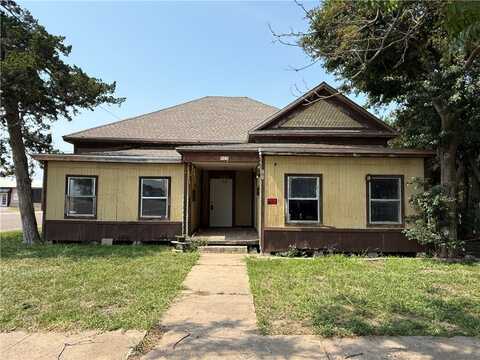 202 E Fordyce Avenue, Kingsville, TX 78363