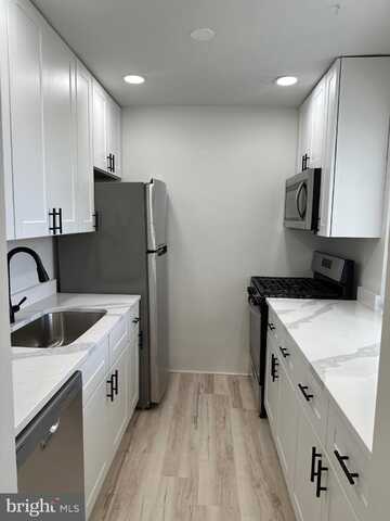 4725 1ST STREET SW, WASHINGTON, DC 20032
