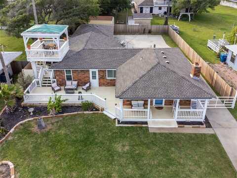 1703 Bayshores, Rockport, TX 78382