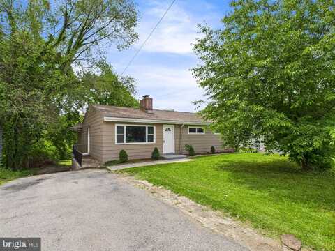 5337 EARL DRIVE, HARRISBURG, PA 17112