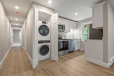 1029 Iyannough Road, Hyannis, MA 02601