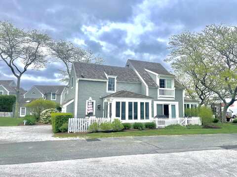 25 Milestone Way, Mashpee, MA 02649