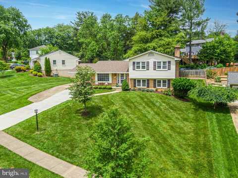 9622 COUNSELLOR DRIVE NW, VIENNA, VA 22181