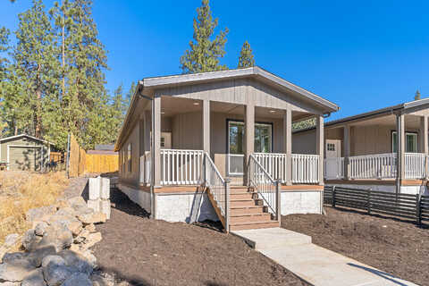 Cinder Lane, Bend, OR 97702