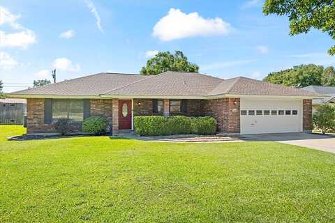 N Dale Street, Stephenville, TX 76401