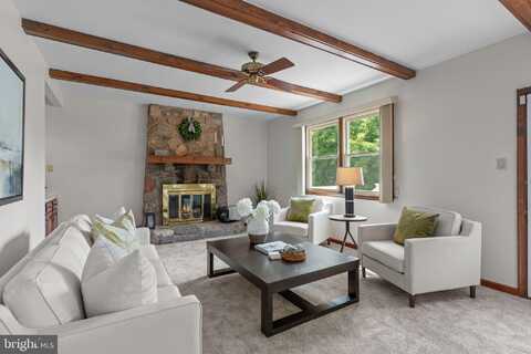 4 SUNFLOWER COURT, NEWTOWN, PA 18940