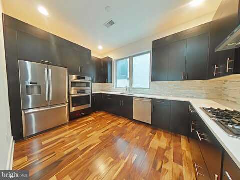 117 QUARRY STREET, PHILADELPHIA, PA 19106