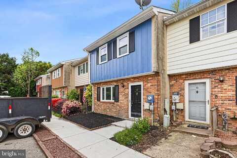10 JAMES COURT, NEWARK, DE 19702