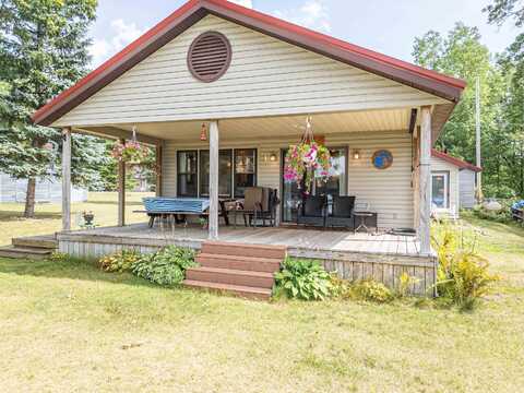 6257 Swallow, Harrison, MI 48625