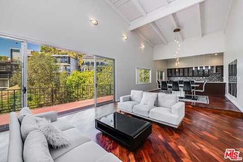 9314 Sierra Mar Dr, Los Angeles, CA 90069