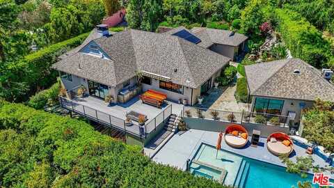 2841 Montcalm Ave, Los Angeles, CA 90046
