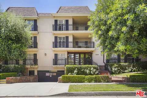 15248 Dickens St, Sherman Oaks, CA 91403