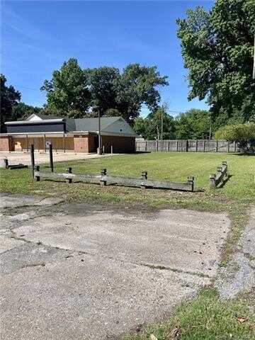10189 Warwick Boulevard, Newport News, VA 23601