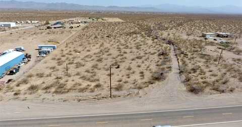 526 S Estrella Road, Golden Valley, AZ 86413