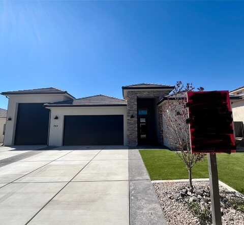 744 Middle Creek DR, Washington, UT 84780