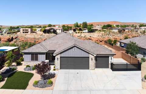 833 Camino Pico, Washington, UT 84780