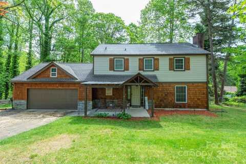 4 Beechwood Lakes Drive, Hendersonville, NC 28792