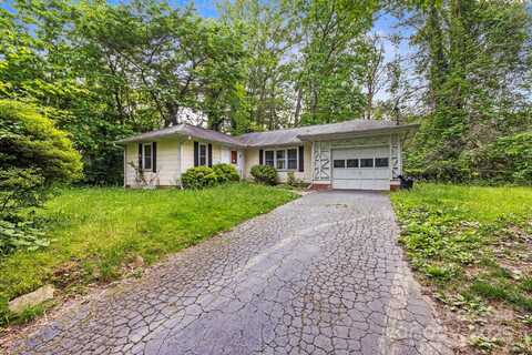 12 Lake Drive, Hendersonville, NC 28739