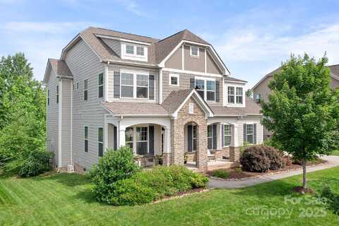 10911 Skymont Drive, Huntersville, NC 28078