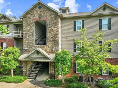 435 Appeldoorn Circle, Asheville, NC 28803
