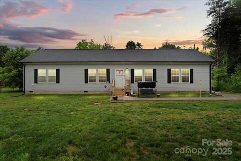 113 Robinette Lane, Statesville, NC 28625