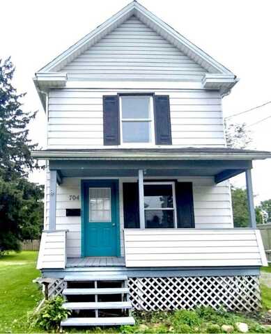 704 S Center Street, Grove City, PA 16127