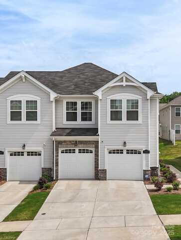 13327 Savaine Street, Charlotte, NC 28278