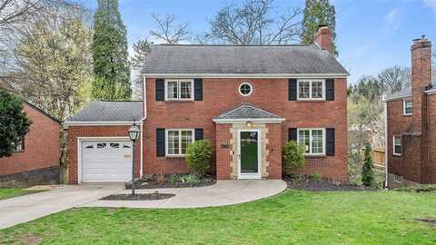 4720 Rolling Hills Rd, Whitehall, PA 15236