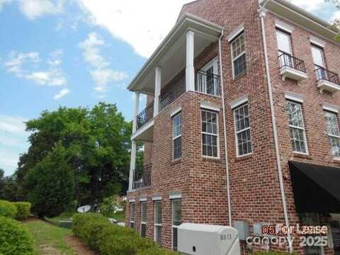 8817 Arbor Creek Drive, Charlotte, NC 28269