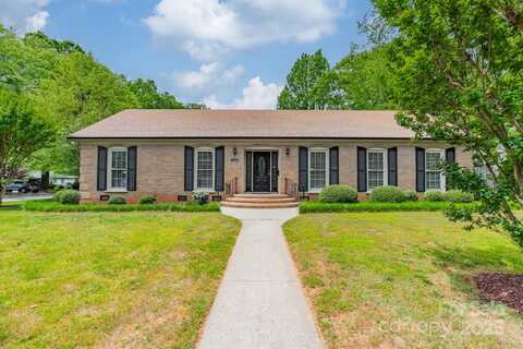 5522 Sharon Road, Charlotte, NC 28210