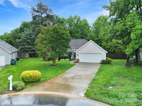 5009 Ravens Court, Matthews, NC 28104