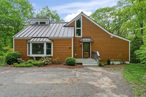 27 Whippoorwill Lane, Bethany, CT 06524