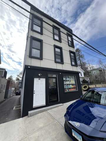 49 Hill Street, Waterbury, CT 06704