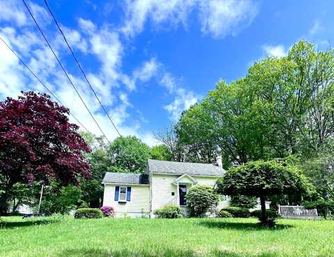 115 Stanton Avenue, Winchester Center, CT 06098