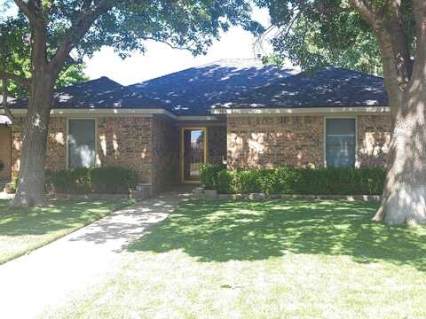 5904 Oakman Drive, Amarillo, TX 79109