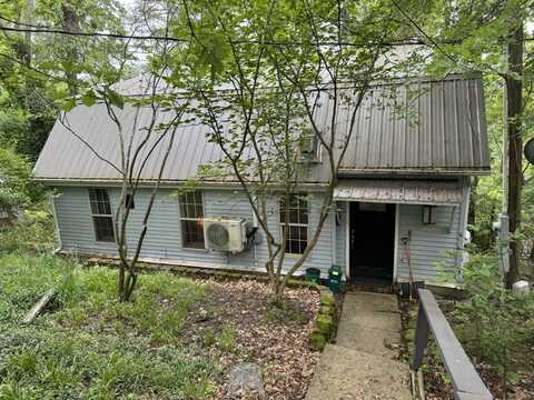 30 Hanlin Ave, Athens, OH 45701