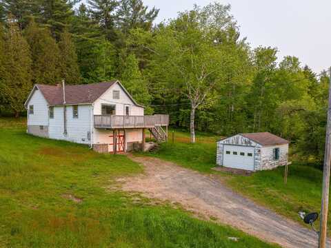 1076 Deerland Road, Long Lake, NY 12847