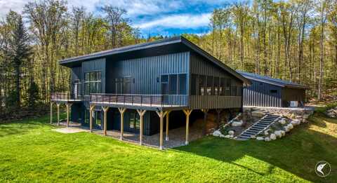 62 Theianoguen Way, Lake Placid, NY 12946