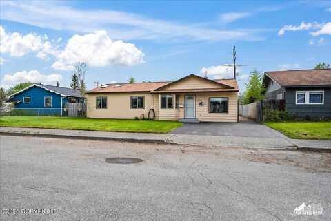 1513 Primrose Street, Anchorage, AK 99508
