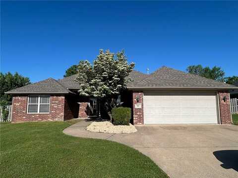 501 Dassero CT, Centerton, AR 72719