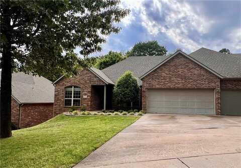 4249 N Meadow View DR, Fayetteville, AR 72703