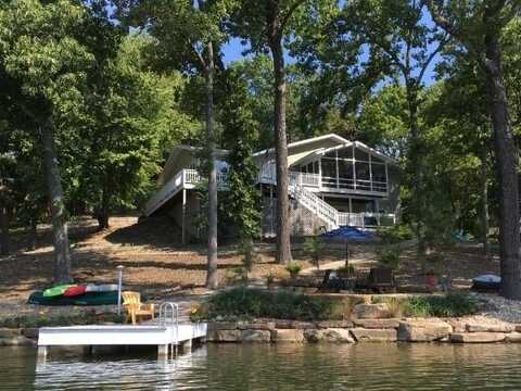 31 Eaton CIR, Bella Vista, AR 72715