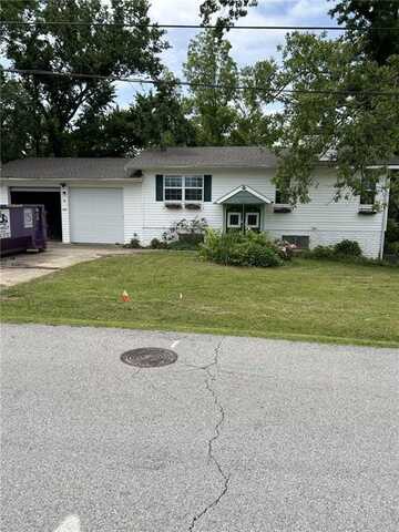 1103 NW 10th ST, Bentonville, AR 72712