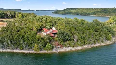 8743 Stuckey LN, Rogers, AR 72756