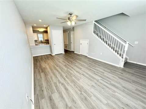 1428 W Netherland WY Unit #3, Fayetteville, AR 72701